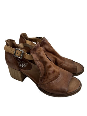 Miz Mooz Brandy sandals Cognac Brown Perforated Leather Slingback Heels sz 7.5